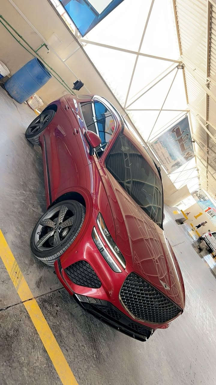 Gv70 2022 v6
رقم بغداد
برستيج اعلى مواصفات 
مكينه 6 سلندر تون توربو
داخل كنتار
تبديل باب خلفي فقط 
سعر 38 وبيه مجال
‭ ***********‬
