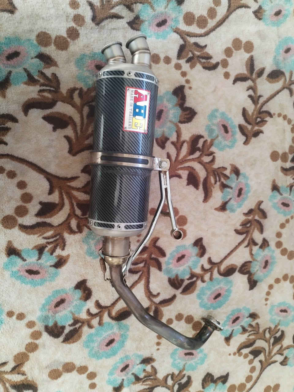 صالنصه للبيع سعر ٣٠ رقم تلفوني ***********
