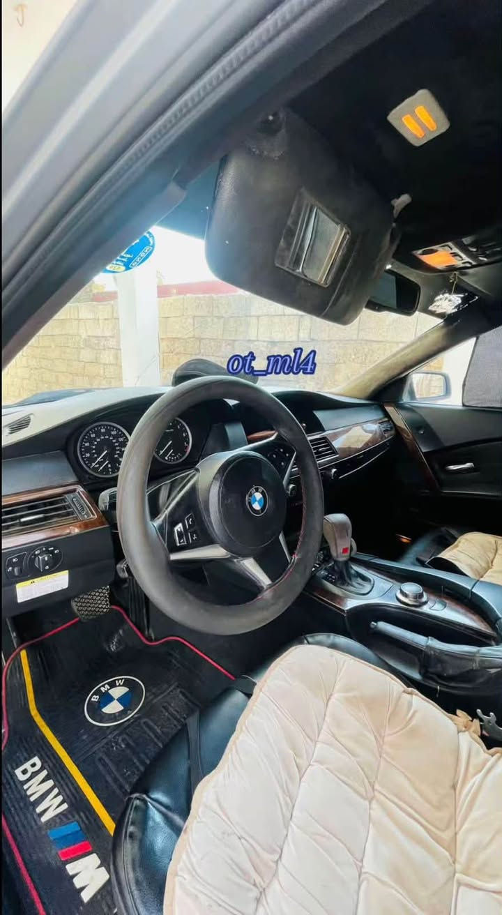 سلام عليكم
للبيع BMW/E60/2007محرك گير خير من الله تبريد ثلج 
صدر امامي تعبان صدرخلفي جديد عربانه جديده شادلها منضومة بانزين جديده بلكات جدد تايرات جددصبغ عام تغييرلون رقم كركوك بأسمي تحويل ثاني يوم 
***********
سعر105 وبيها مجال للشراي مكان السياره تكريت 
جماعة امسح المنشور لاتعليق
