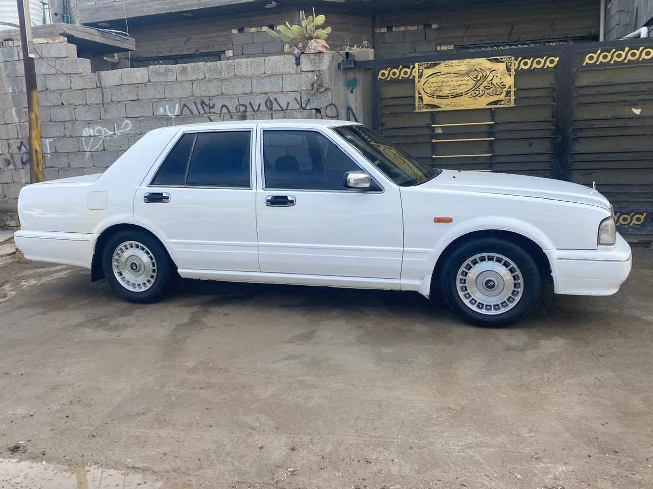 سلام عليكم للبيع نيسان سدرك مديل 2001 بيه صبغ عام اثر تكشير بدون حادث ولا دواخل مكينة كير صدر تخم تاير كله جديد تبريد ثلج سياره حلوه جاهزة كير اوتماتيك بلادي مكينه بلاديه رقم بغداد دولي تحويل مباشر مكان بغداد دوره سعر 60 وبيه مجال للطيبين رقمي ‏‪***********‬‏
