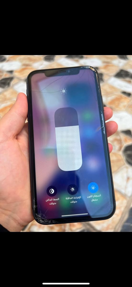 ئايفوني ١١ دووكاميرا
٦٤ گيگا
باتري ٨٠
هه موي بيلادي به س جامي درزي هه يه بي كيشه كار ده كا بوگؤرينه وه يان فروشتن به موبايليكي تر


**إذا كنت صاحب هذا الإعلان وتريد حذفه لأي سبب، رجاءا أرسل رسالة إلى الدعم الفني**