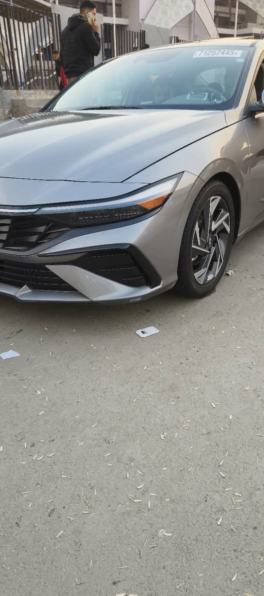 السلام عليكم هونداي النترا 2024 لون. سلفر    دخول جديد  للبيع فقط
سعة المحرك:- 2000دوش بدون دواخل وبدون أي ايرباك
🔘 عداد المشي. 9m
🔘الموديل 2024
🔘 فتحه سقف 
🔘 الون سلفر 
🔘شاشة دجيتل متصلة بلكامل
🔘بصمة تشغيل 
🔘بصمة أبواب
🔘 سايد بريك بصمه 
🔘بصمة صندوق 
🔘تشغيل عن بعد
🔘رادار امامي رادار خلفي وجانبي
🔘مانع تصادم بريك ذكي 
🔘مدخلين شحن واوكس
🔘تبريد بيانو منفصل
🔘دشبول لد بلادي الوان
🔘كاميرا خلفية دوارة
🔘كراسي تدفئة 
🔘مانع تصادم  
🔘حساسات اطارات 
🔘مثبت سرعه Cross
🔘اضوية اماميه LED
🔘نضام ترحيب عند الاقتراب 
🔘مانع انزلاق 
🔘تدفئة بالكشنات
🔘تدفئة ستيرن 
🔘دخول ذكي 
🔘نظام قيادة ذاتية 
🔘انارة اضوية اوتوماتيك
🔘نظام GPS + خرائط 
🔘3 أنظمة قيادة (eco,Nor, sport) 
🔘شاشة اعطال الكترونية 
🔘زر عرض الكاميرا
🔘شحن واير ليس 
. سعر 148  وبيه مجال قليل
سيارة داخلة عله وضعهة              ستفسار*********** العنوان بغداد 
‏
