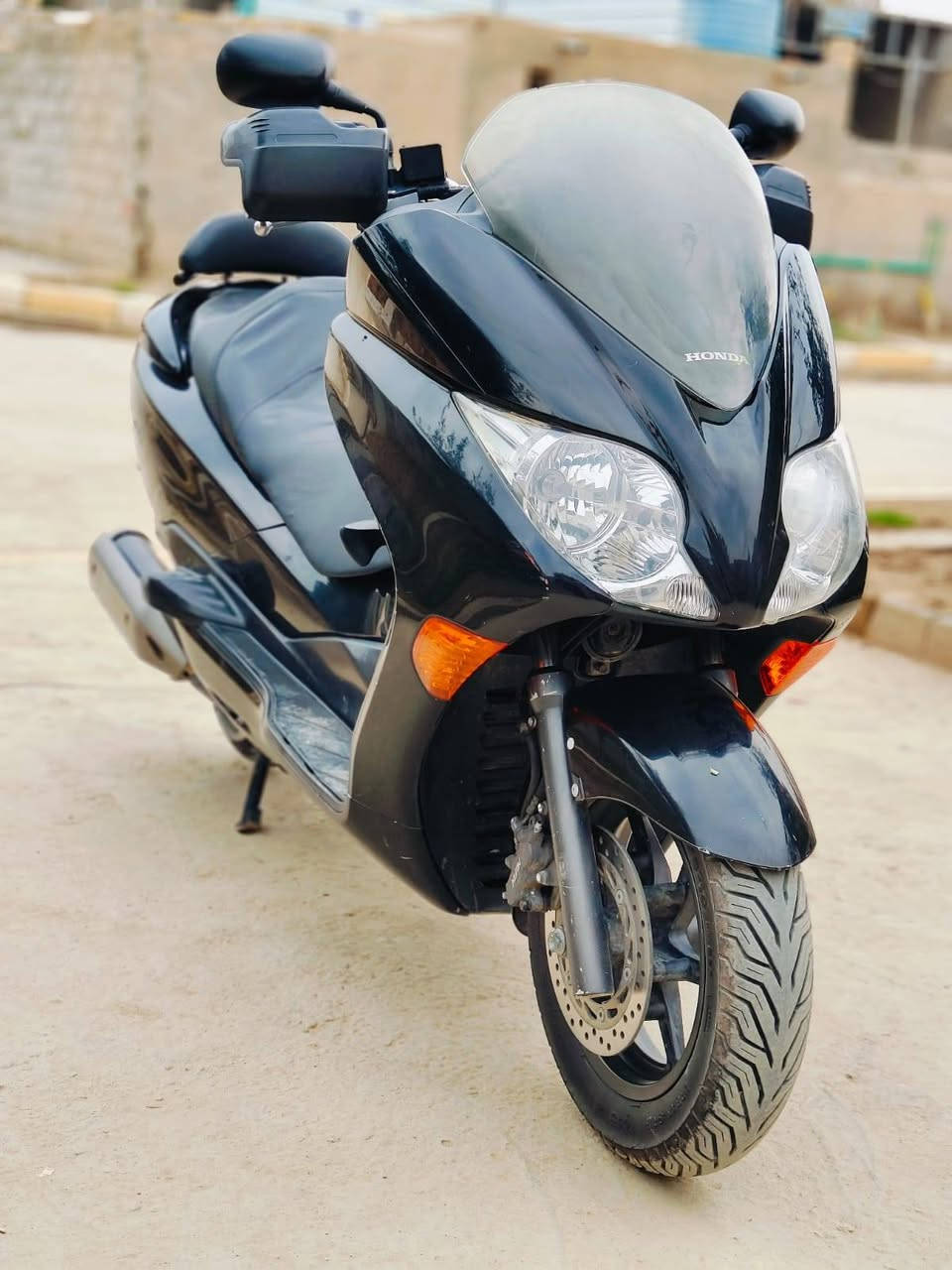 لبيع فورزه صفر عشره اس سفن مكفوله 
دراجه نضيفه ماشية 38 كرستال مكان ناصرية قضاء الدواية *********** سعر 14 بيها مجال حك جية
