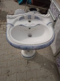 مغسل ملكيه حجم كبير ب25كل ضرر مابيه 07856919882واتساب