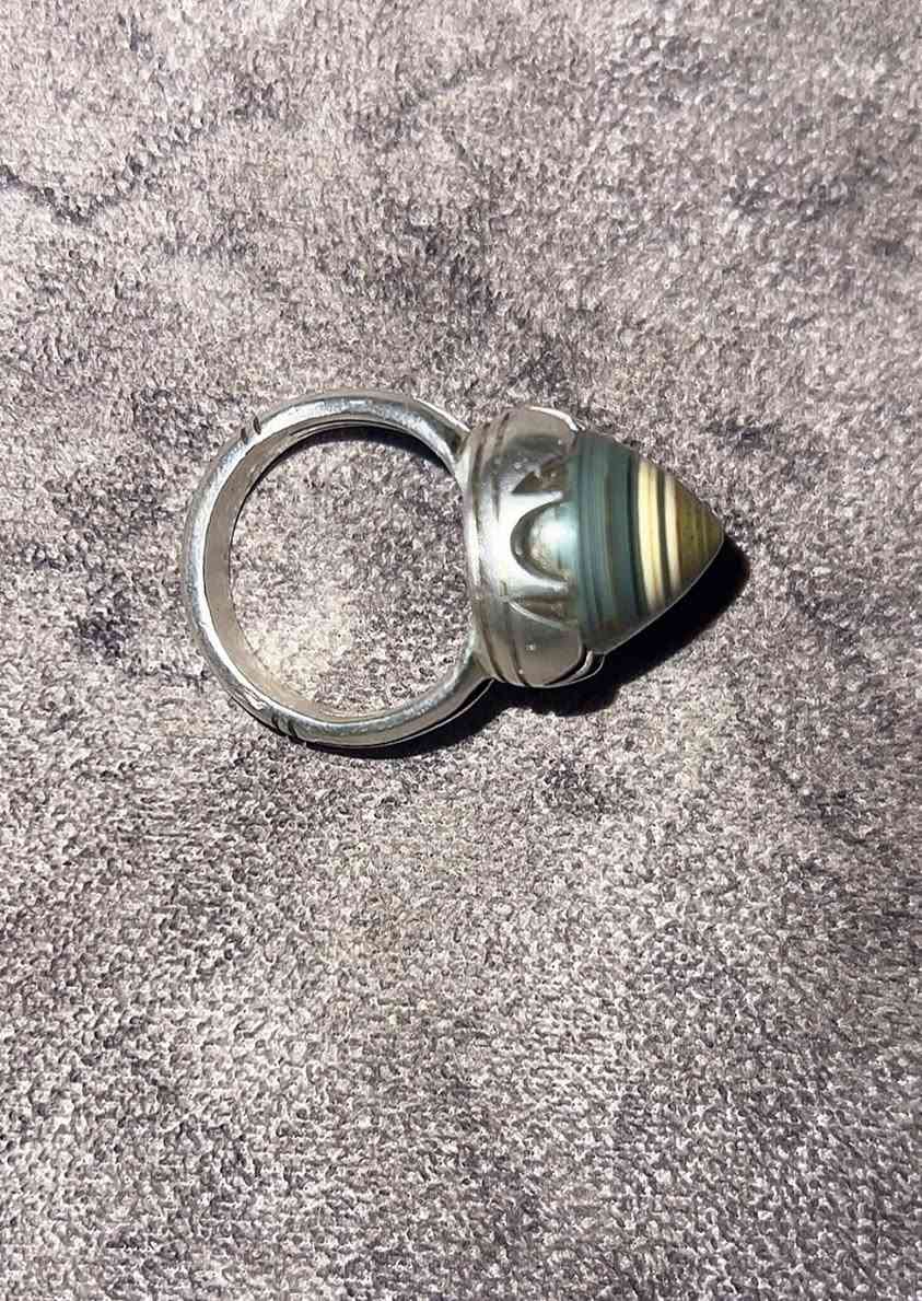 جزع يماني ذمه روعه وجمال صياغة يدويه ثقيله وزنه ٢٢.٧ غرام نزل سعرك بما يرضي الله ولتكسر بي…


**إذا كنت صاحب هذا الإعلان وتريد حذفه لأي سبب، رجاءا أرسل رسالة إلى الدعم الفني**