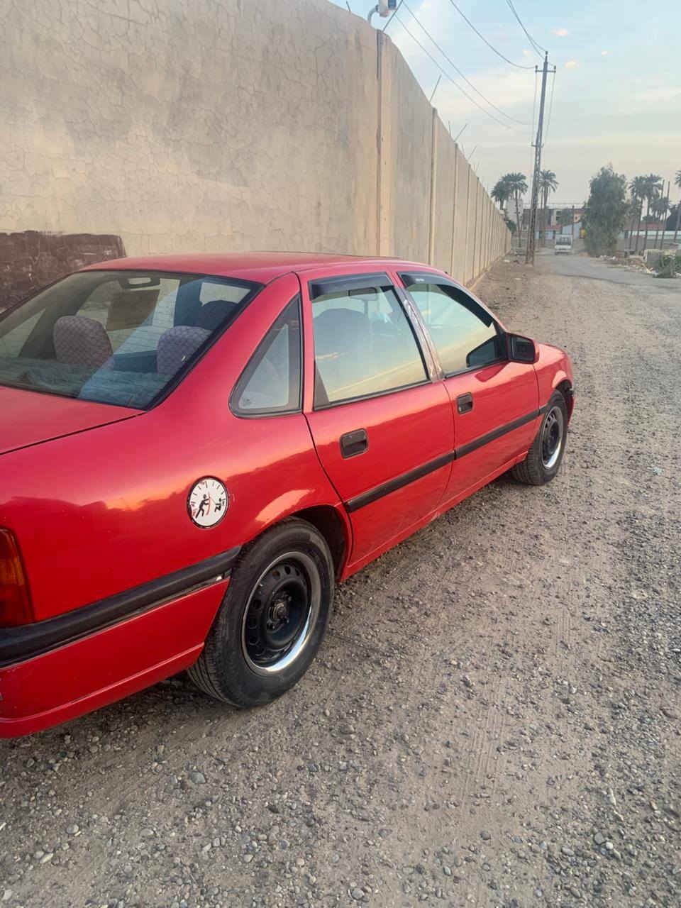 السلام عليكم أوبل فكترا 1992  كير عادي مكينه 1800 رقم بغداد سنويه 2028 هزه بعدهه  تحويل مباشر سعر 38وبيهه مجال رقم *********** مكان  بغداد الزعفرانية
