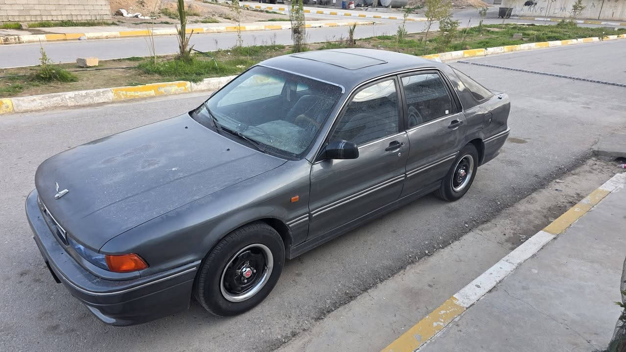 مستبوشي كلن للبيع  موديل 90  سياره بلاديه كير محرك بشرط تخم تاير جديد صدر جديد مكاني جلولاء ***********
