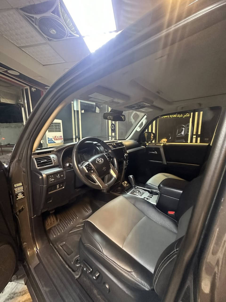 فور رنر موديل 2024 
SR5 بريميوم حقيقي 
السيارة فوول مواصفات 
لون سمنتي 
فتحة سقف 
كشنات كهرباء 
كشنات تدفئه 
كشنات جلد 
ستيرن تدفئه 
فور ويل كهربائي
سبعه راكب 
رادار امامي 
رادار خلفي 
رادار جوانب 
دوسات تي ار دي بلاد من امريكا 
درع تي ار دي الثقيل 
مرفعه السياره كامله وجاهزه 
عداد السيارة 11 الف وقابل للزيادة 
عليها نانو سيراميك 10 سنوات 
دينار متصرف ع السيارة 
حادث السيارة ربع بنيد فقط صبغ وبارد بين الباب والجاملغ قليل فقط 
الباقي مكفول السيارة ليبل واحد نفس البنيد معدل ومصبوغ ربع 
ايرباك طاك ومخلي مقاوم اي كلوب بالدشبول ماكو 
السيارة معروضة ب33 وبيها مجال بسيط للشراي يشلع عيوني 
يتصل ع رقمي ويجي يشوف ليعامل بالمكالمة 
***********
