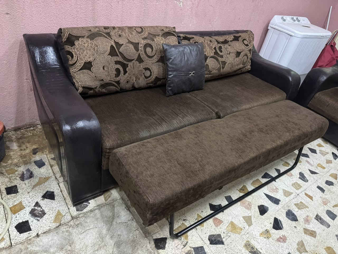 تخم تركي 7 نفرات
السعر 160 الف

عنوان اربيل بختياري 

***********  /***********/***********
