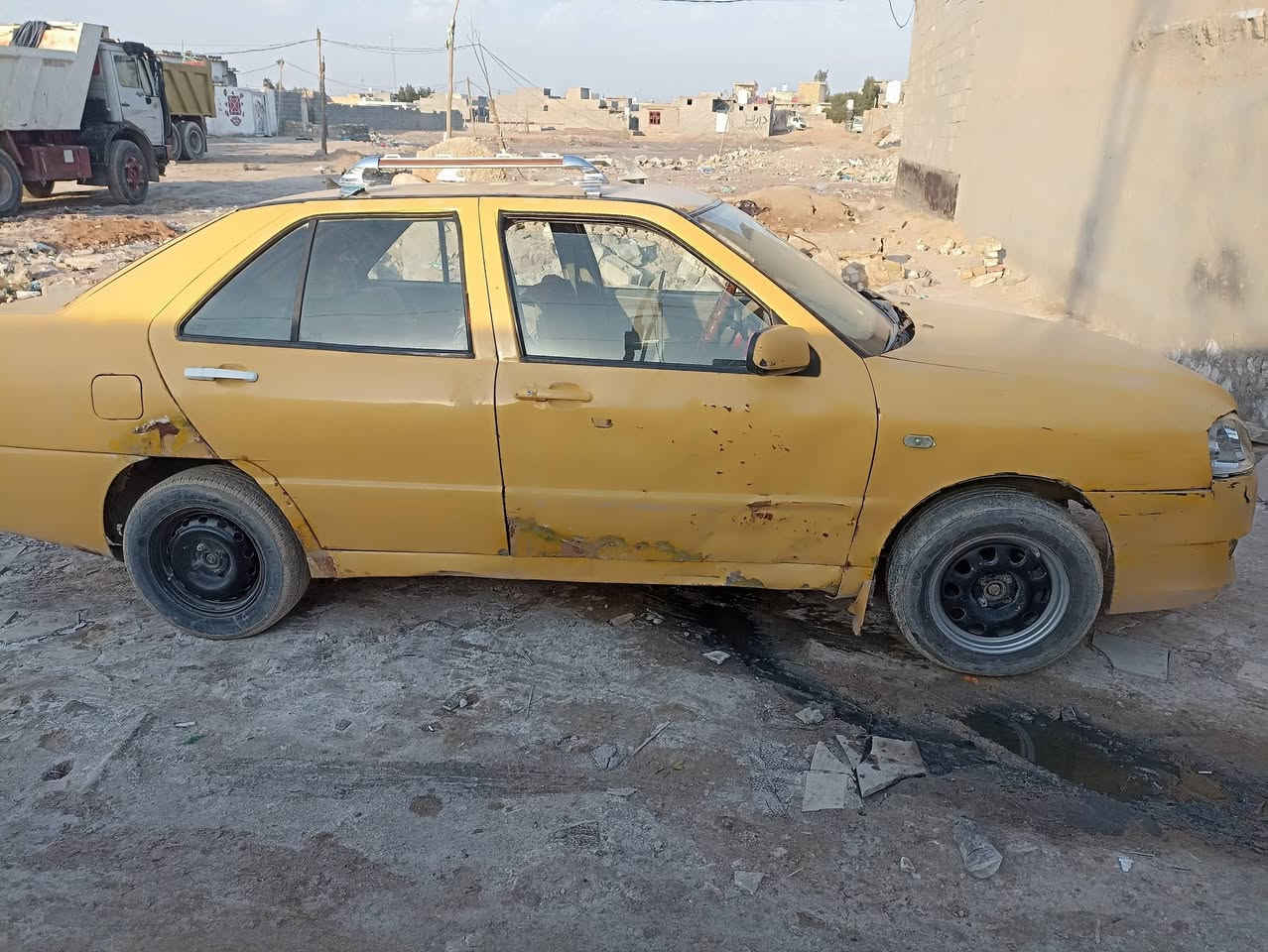 السلام عليكم شيري كوين كير مكينه كورله للبيع مصفره هيئه وغرامات وصولات بيها كهربائيات كلها شغاله مديل 9 مداور ثاني يوم السعر 18 وبيها مجال قليل ***********مكاني كربلاء سنويه ماصاقطه
