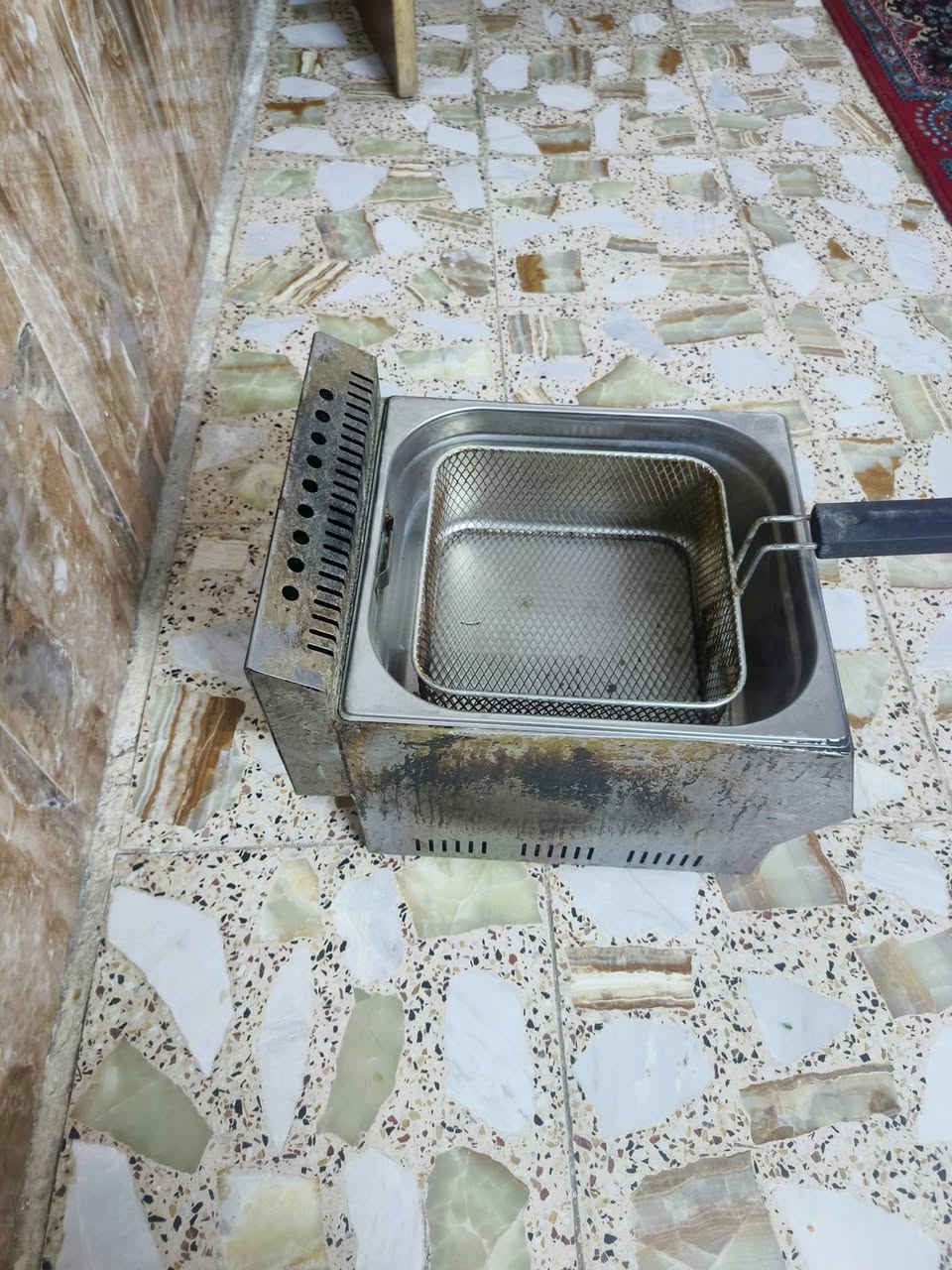 قلاية فنكر للبيع 
***********
