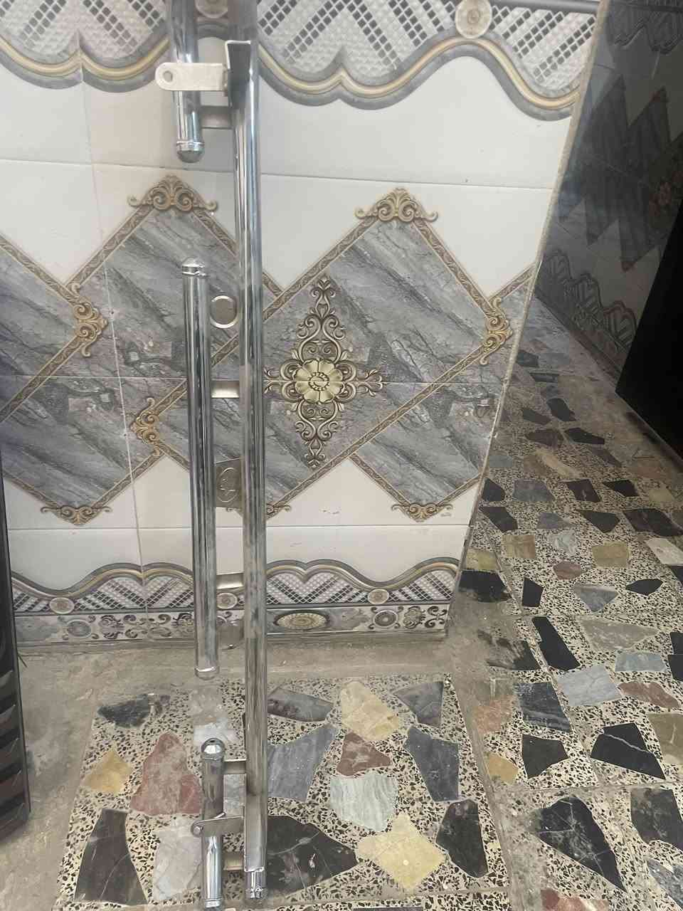 ‏عندي هذا ترى للبيع أول في الدار رئة للبيع يريد يريد يراسلني على هذا الرقم***********
