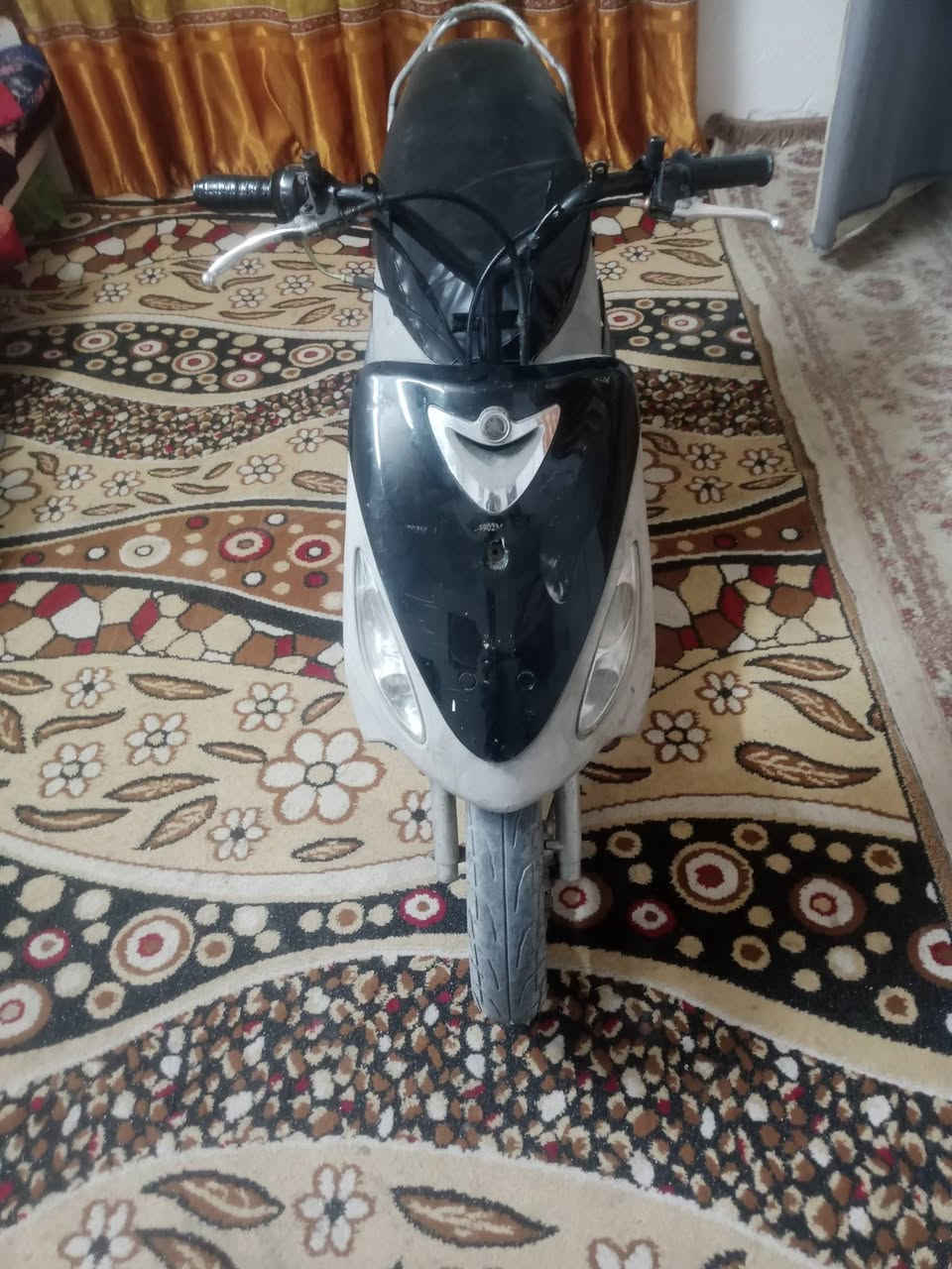 سلام عليكم دراجه ماكس منغولي درجه مال لعب بوشه 55نعومه  حلوه دشبول وبك لايت موجود 350وبيه مجال قليل حله ***********
