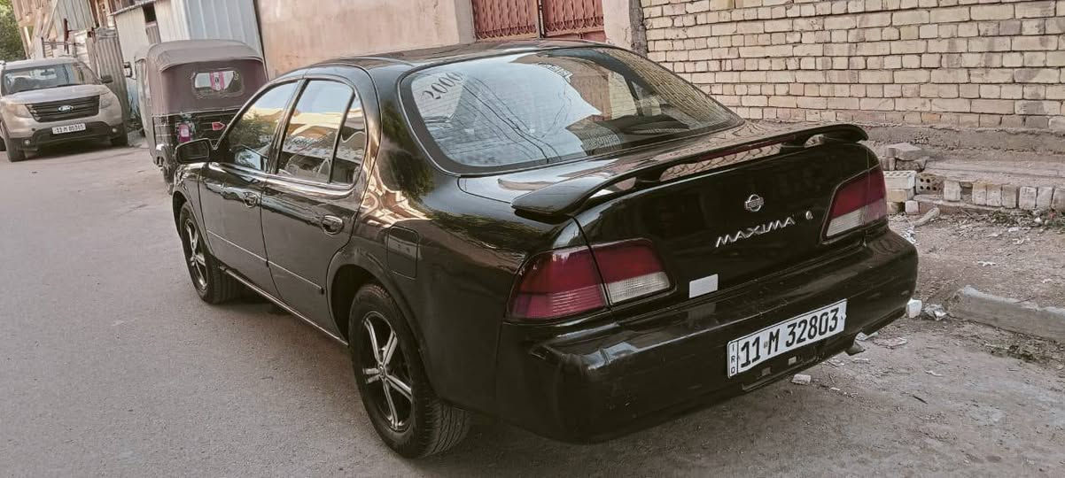 السلام عليكم نيسان مكزما موديل ٩٧ فول موصفات فتحة كشنات جلد كهربائي كير اوتو مكينه سته مكفوله من الضربه والصبغ تخم تاير صدر امامي خلفي جديد جام كهربائي سنتر لوك السياره عله وضع الشركه باسمي تحويل ثاني يوم السعر ٤٥ وبيه مجال الرقم ***********
