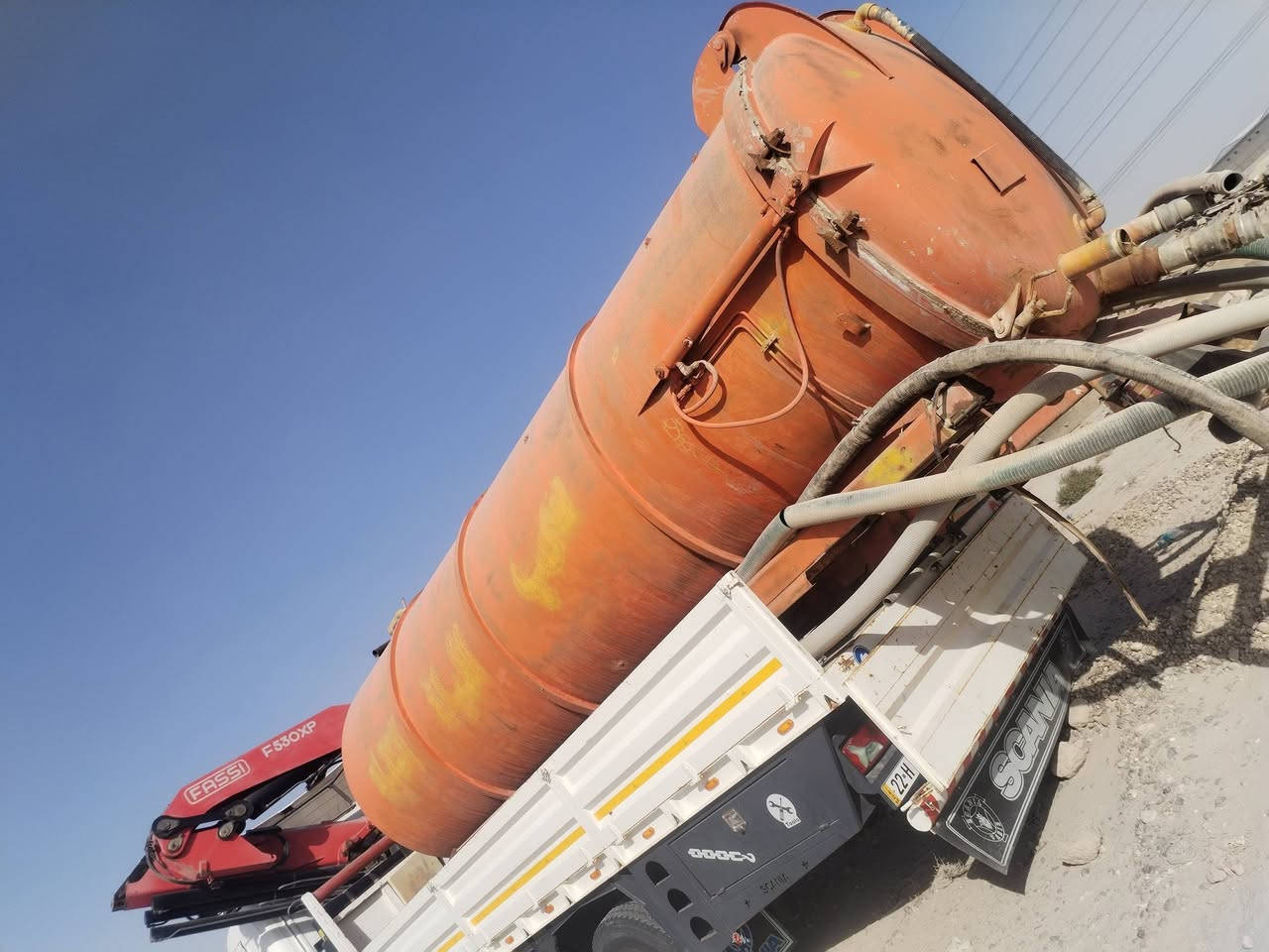 تانكي بلادي مجاري للبيع جديد ٢٢طن شراي يتصل مكاني بصرة ***********
