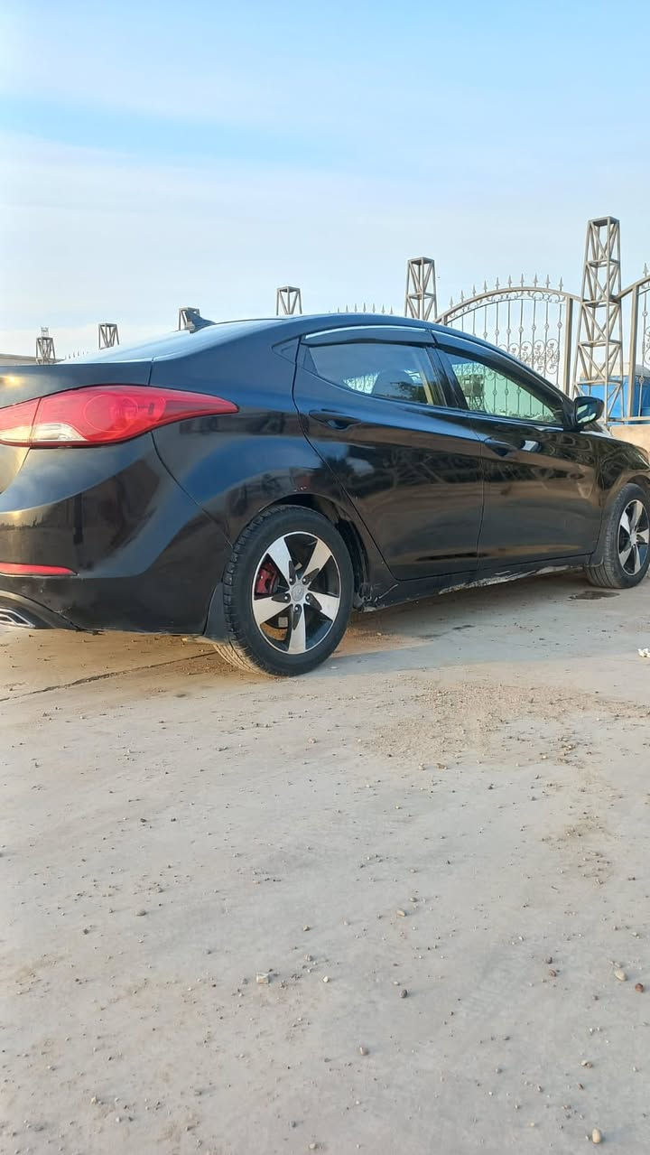 النترا 2013 محدثه 16 مصبوغه عام لجمال كيرجديد حداديه نضيفه كشرها زين مكينه مجفت رقمها نجف باسني ثاني يوم تحويل 90وبيها مجال قليل ***********
