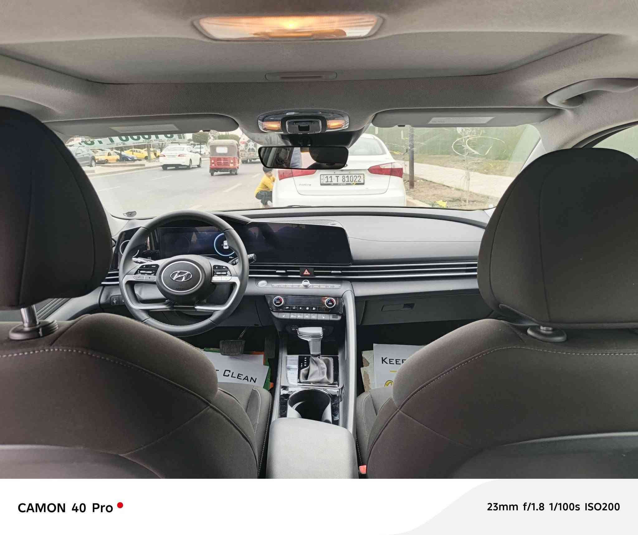 السلام عليكم الانترة موديل 2025 فول مواصفات امريكي حادث بنيد فقط بدون دواخل بدون رقم مكاني بغداد
السعر ١٦٨ 
***********
