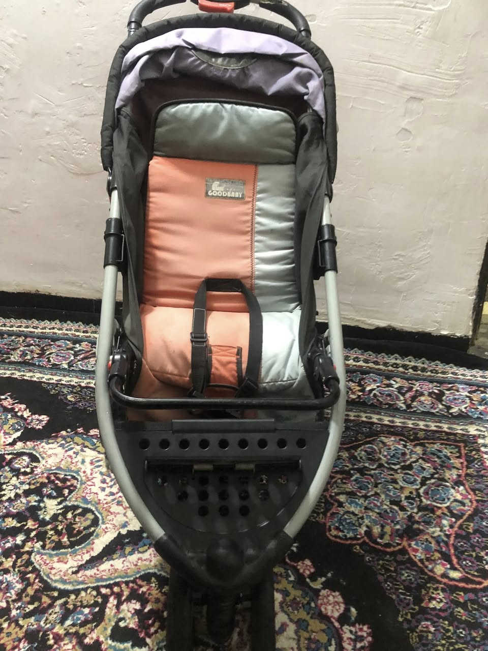 عربانه اطفال نظيفه كلشي ما بيها سعرها 35 مكاني بغداد الشماعيه *********** فقط واتساب
