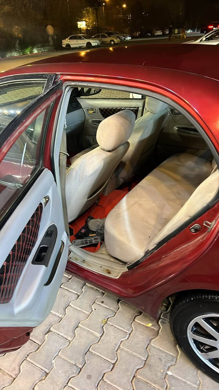 سلاو 
ئەم سەیارەیە بۆ فرۆشتن
جیلی موبل ٢٠١٣ رەقەم هەولێر گێر عادی مەکینە بێ عەیبە بە ناو خۆمانۆیە تەحویل بەشەرت عام بۆیاخە بێ مەعجون بۆ جوانی سەیارەکە زۆر جوانە و بێ عەیبە چوار جام کارەبا شاشەشە شوێنی سەیارەکە لە سلێمانیە سعر 41و مەعامەلەیەکی کەم رەقەم موبایل *********** السليمانية, العراق
