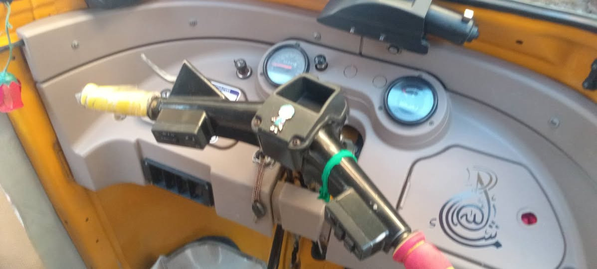 تكتك  20 نظيفة لا ظربة لاصبغ فقط الدوس الأمامية مصلحة مكينة خير من اللة لاتنقص لاتبخير مكينة ناعمة تراي زيرو رقم انكليزي سنوية بأسمي تحويل ثاني يوم داخلة  هزة بشهر الثاني  الشراي يتصل بي خير ويدلل ***********
