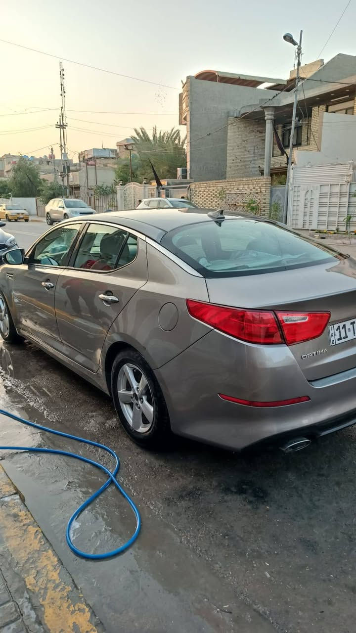 كيا اوبتيما وارد امريكي موديل 2014 محرك جي تي اي نص فول تخم تاير  ماشيه 154وقابله لزياده السعر 107وبيه مجال العنوان بغداد الحريه دور نوب الضباط رقم صاحب السياره بي واتساب  ***********
اني مكلف بلنشر
