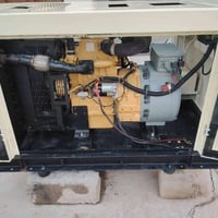 متاح للبيع مولد بيركنز بزون 3 سلندر 7.5 KVA  30 امبير سنگل فيز راس الت...