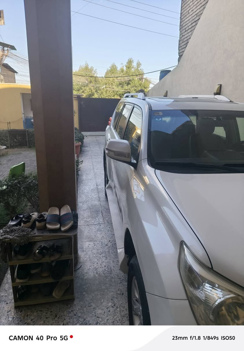 برادو 6 سلندر كويتي 2013فول فئه TX l
شاشه  وكامره بلاد حساسات أمامي خلفي فور ويل داخل لونين 
بصمه فتحه كشن جلد كهربائي ثلاجه داخليه سبير تعليك رقم بغداد باسمي شرط تحويل وهزه جديده رقم جديد ماشي ٢٢٤ سونار منشور مبدل دهن وفلتر كير بشركه سعر ٢٨٠و بيها مجال مكاني بغداد بلديات ***********
