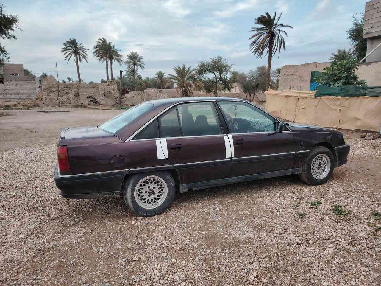 اوميكا موديل 91 رقم كركوك سنوية ل28 محرك سته سلندر كير عادي صدر خلفي امامي جديد تخم تاير داخل نظيف مصبوغه جماليه تحويل مباشر سيارة حلوه وناعمه موجوده في مندلي سعرها ٢٨ ورقة قفل تفاصيل أكثر ع الرقم ***********
