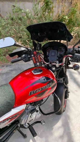 ‏سلام عليكم شباب بوكسر موديل 23 مرقم   دراجه ربع ماتصرف عليه دهن كله لكي مولي ماشيه قليل جدا دراجه مصروف عليه زوج تايرات جوبلس باكستاني لاصلي مجبزه شاحنه ولايت زنون وكامله  واحله من صور سعر1400 لف وبيه مجال مستعجل علئ بيعتهه الان عندي عمليه  لاتصال مكاني‏‪***********‬‏ بغداد
