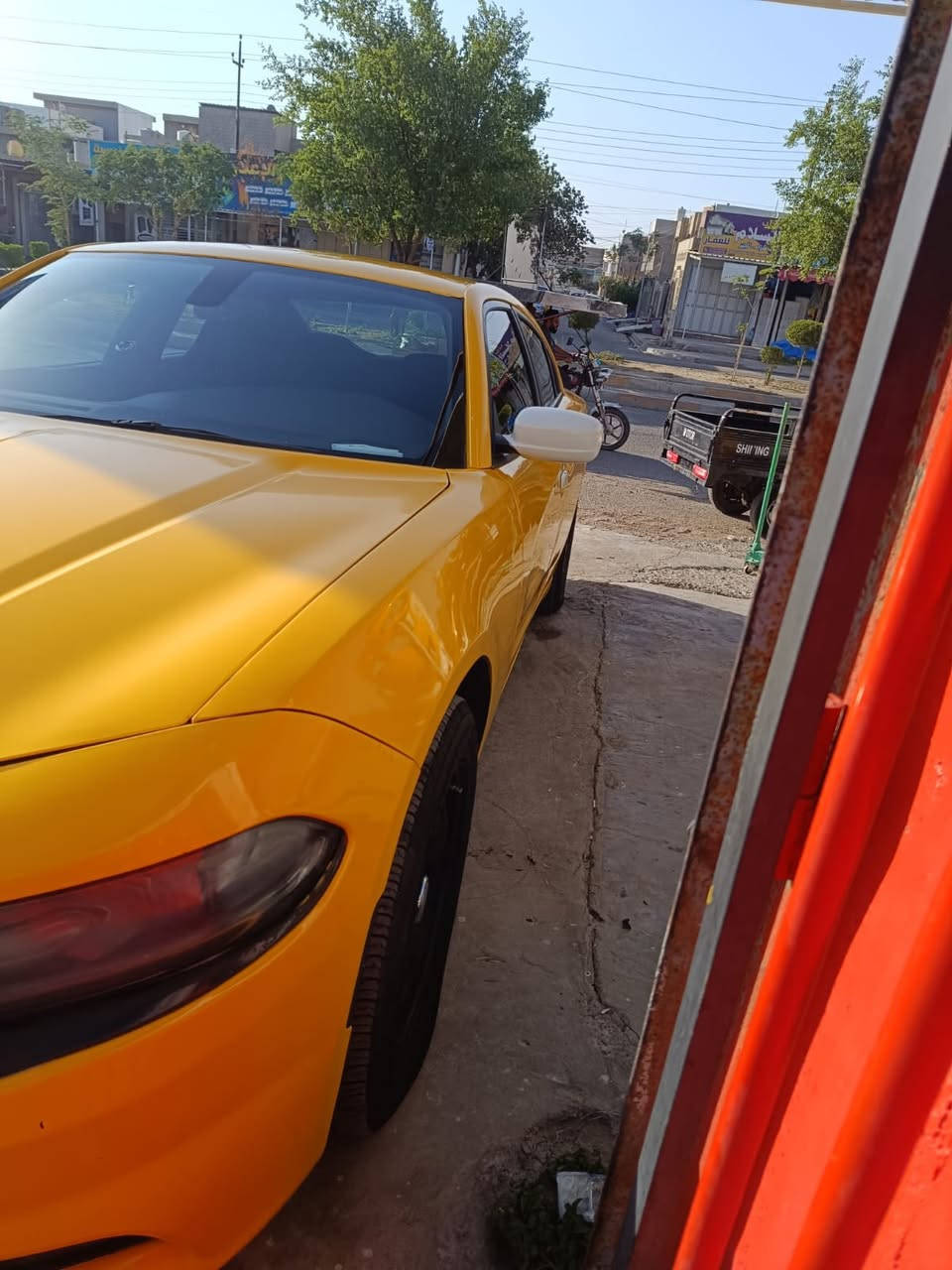 جارجر 2019 اصل رقم بغداد  للبيع السعر 160 رقم صاحب السياره ‭0775 255 0294‬ مكلف بلبيع
