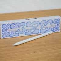 Apple Pencil pro   مستعمل قليل كلش  الكارتونه موجودة  وياه اللبايات غي...