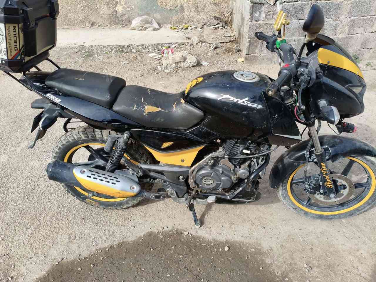 بولسر 
مكاني حي جهاد 

سعر700 وبيهه مجال قليل

موديل 21
ونقصه فقط صينيه مال كلجات دراجه شغاله ونضيفه ومامتعوبه ابد لين مااشتغل دلفري فقط توديني للدوام وترجعني

بدون وراق اتكفل من سرقه ومن كلشي اتكفل

الاستفسار خاص


**إذا كنت صاحب هذا الإعلان وتريد حذفه لأي سبب، رجاءا أرسل رسالة إلى الدعم الفني**