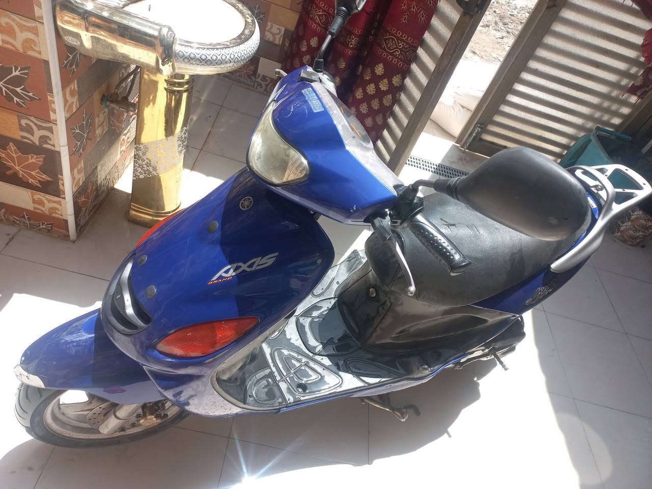دراجه لكزس حاويه نظيفه شرط نظافه العنوان الناصريه مدينه الصدر ***********
