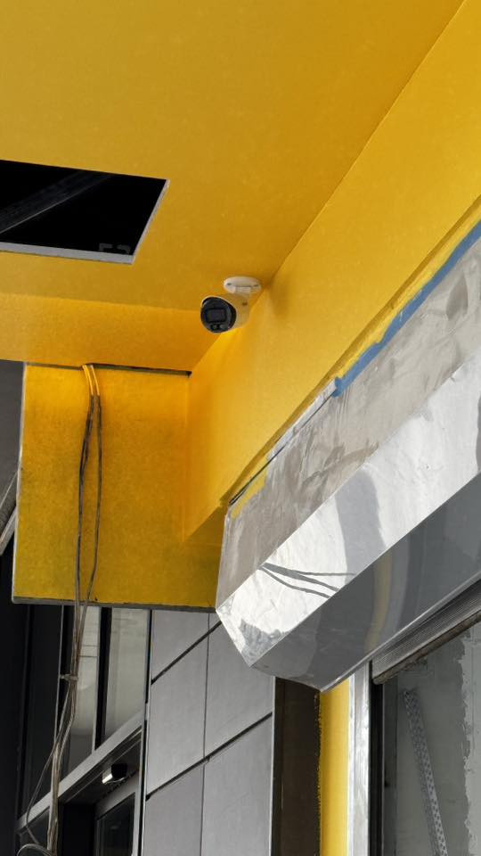 #الحمدالله_و_الشكر
  /
صور من اعمال مكتب الامير لكاميرات المراقبة و الانظمة الامنية 
تم تنصب منظومة كامرات نوع دهوا ip  دقة 5ميكا  و 2 مكيا فول ليلي نهاري ملون  صوت صوره  عدد 14  في منطقة الحارثية   
 

 
مكتب الامير لكاميرات المراقبة و الانظمة الامنية يوفر لكم الحلول المناسبة و الجودة 🥇🥇في العمل 
مع الضمان على العمل لمدة سنتان 
و ضمان على المواد ايضا سنتان 
متواجدين بكل محافظات العراق الحبيب 
و اكيد عروضنا و الهدايا موجوده 🎁🎁
مع كل نصب 
بوكسات استراحه على عدد الكامرات🎁🎁 
واير hd 🎁🎁
و اسعارنا ماسبة لجميع 💰💰
***********
