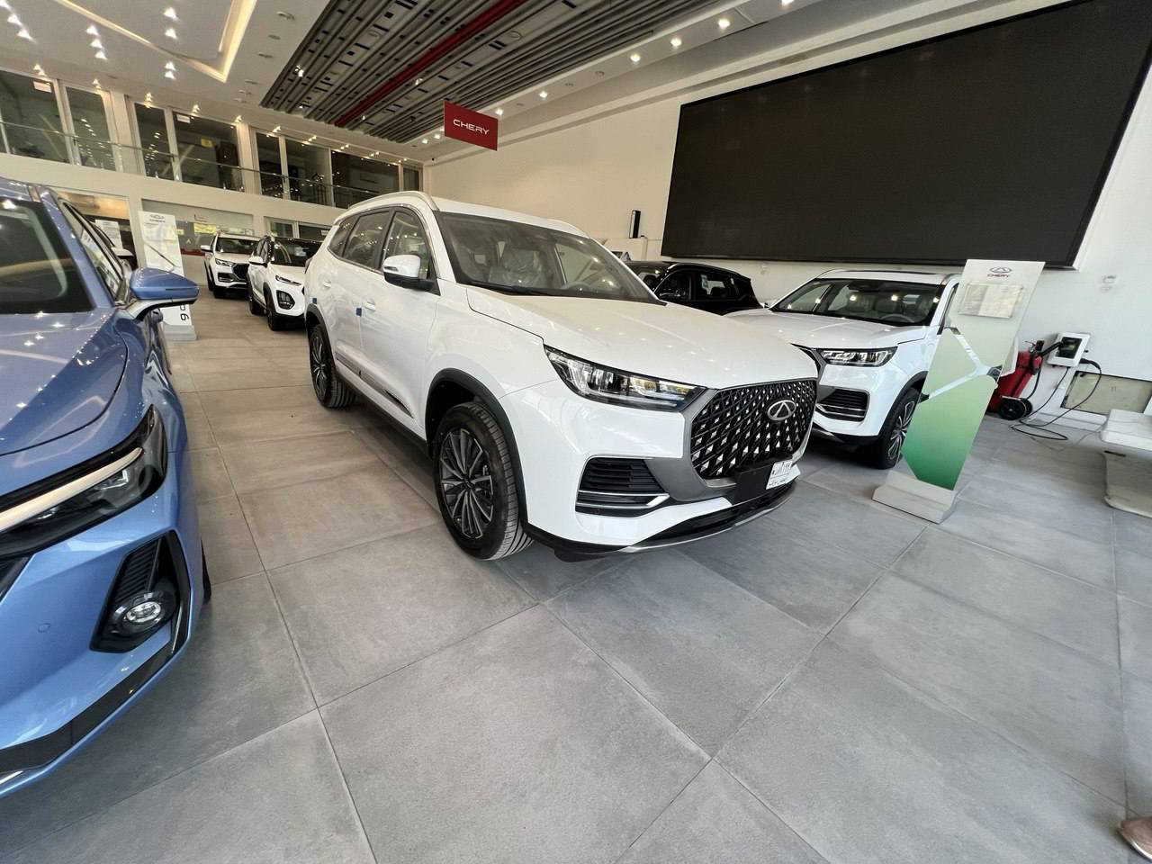 زيرو السعر للبيع 300ورقه
اني صارت عليه 325
بس صارلي ضرف الله شاهد 
***********
