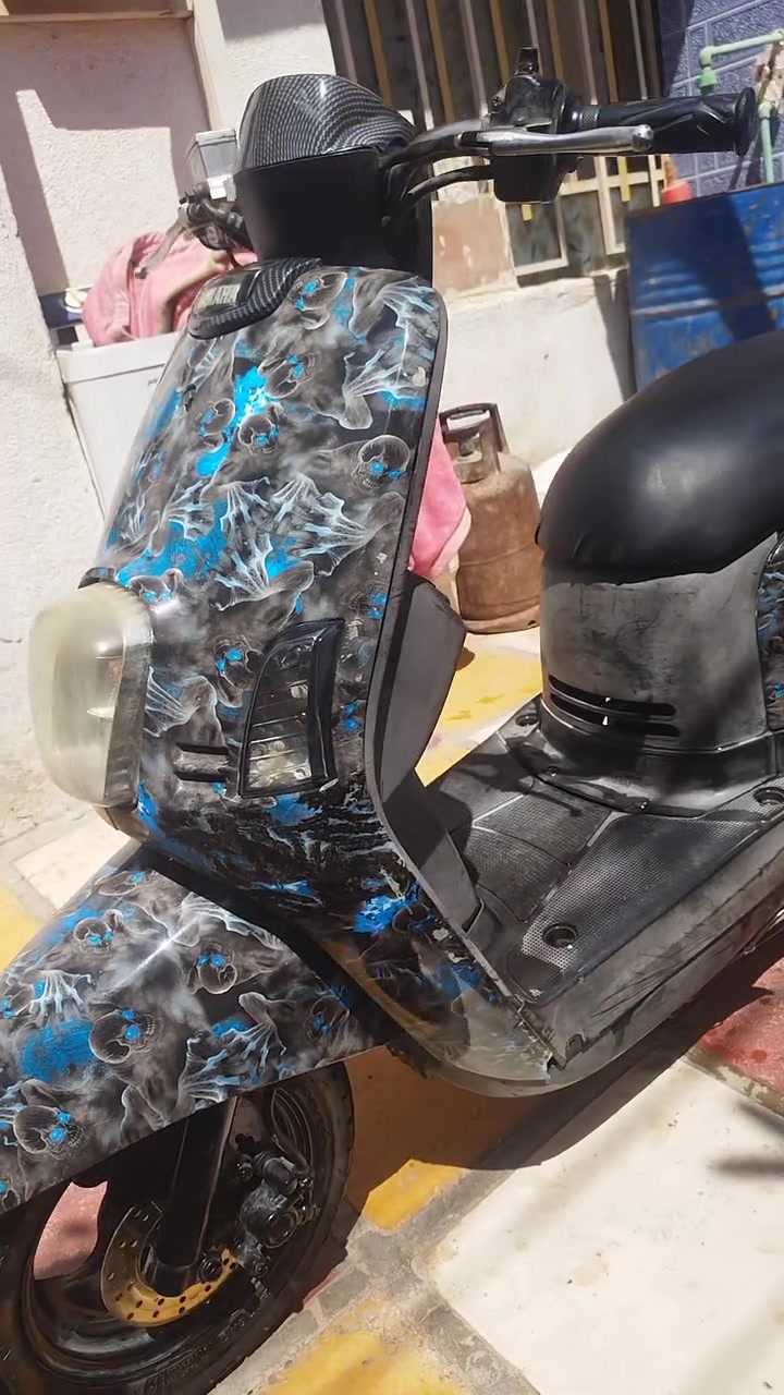 السلام عليكم  شباب 
دراجه بوليس كابريتر  كفاله عامه من كلشي بس هورن ماكو 😅 
تفحص وين ميعجبك شلعه معدل نعومه سلف كله شغال ومكفول 
 السعر خاص....  مكاني نجف حي الجزيره..   ***********
