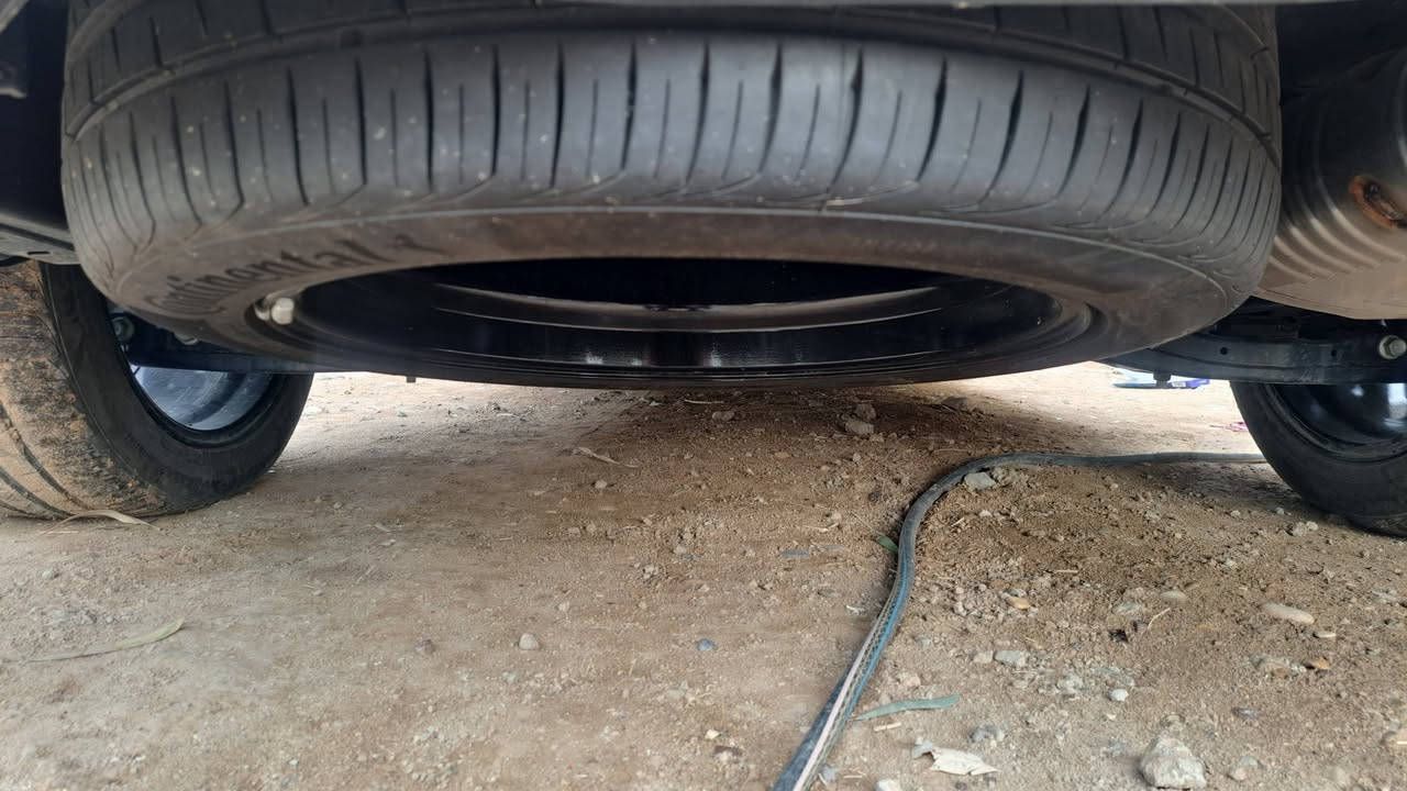 سلام عليكم
الحلال 
كيا سورنتو 2025
داتشو
دبل كامره
ماشية ٣٦
مكينة ستة سلندر 
كفاله عامة 
المواصفات :- 
ويل 20
بصمة تشغيل وابواب وجنطة
كامرة خلفية
كشنات جلد
كشنات كهرباء 
كشنات الخلفيه قلاب كهرباء 
شاشة متصله
شفتات ستيرن 
تشغيل عن بعد 
حساسات خلفي وامامي
ثلاث انظمة قياده 
شحن لاسلكي
منافذ تايبسي
بصمة عدد اثنين
بلوجكتر لد
مري شفط 
ترحيب 
لد مخفي متغير الاوان 
شرط مكفوله كفاله عامه
سبعة راكب
سبير ما نازل
***********        $$$$$٣٣٠
