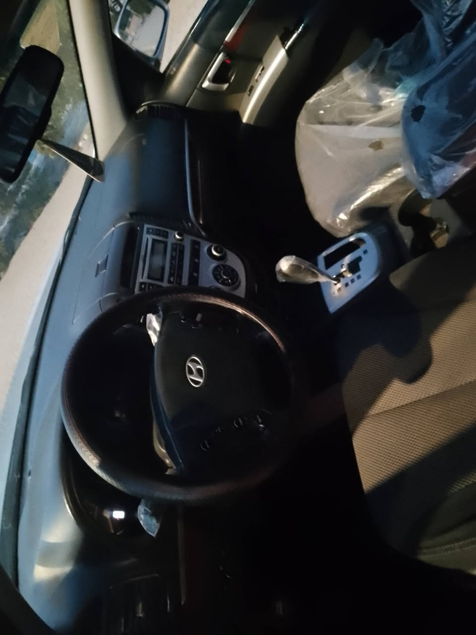 سنتافي 2008 خليجي
فتحه 
7 راكب
كفاله عامه
محرك 2700
بابل حله
السعر 128
***********
