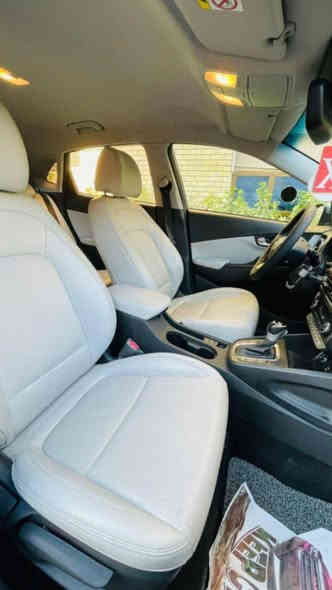 السلام عليكم هونداي كونا هايبرد ٢٣ ماشيه ٥٤ ارع قطع صبغ بدون دواخل اوشواصي تبديل بنيد ودعاميه بلاديه فول مواصفات عدا الفتحه اريد مراوس بيكب متواجد فيس واتساي اتصال ***********
