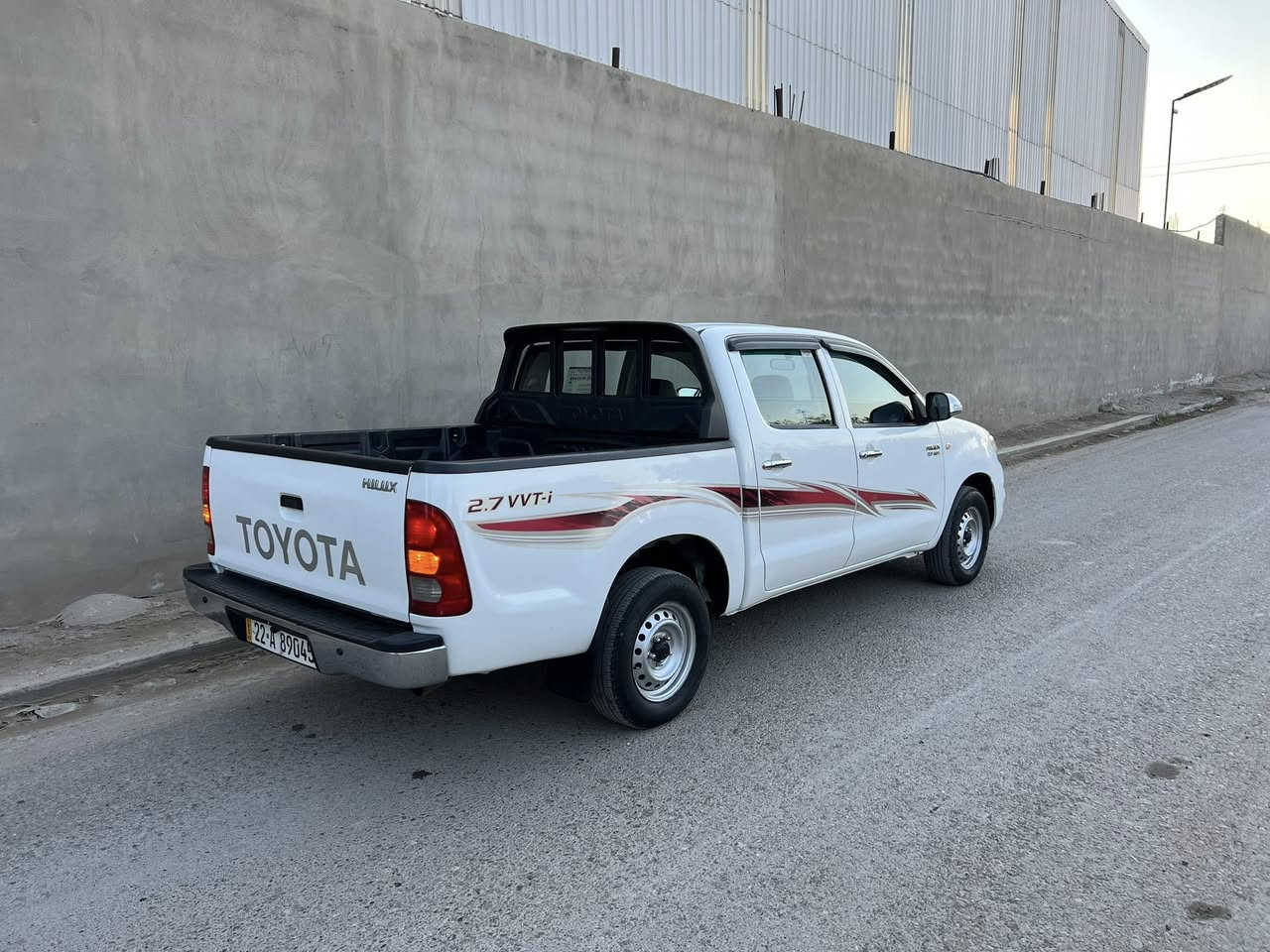 سلام عليكم بيكم للبيع موديل 2010شاصي 12سيارة جديدة كير وماكينة شرط لا تبخير ولا تنقيص سيارة تخم تاير صدر امامي خلفي تبريد سيارة كاملة دوشمة كهرباءيات كلها شغالة مو عوزها اي نقص رقم اربيل دولي جديد تريد تحويل تريد وكالة بشرط سنوار منفق مع المنشور سيارة كاملة وجديدة مكان الرصافة بغداد ما متواجد على الفيس شراي يتصل وبي خير يدلل رقم الهاتف  ***********
