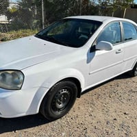 شفروليه أوبترا 2012  لون أبيض الحالة: جيدة جداً ميكانيكياً والكهربائيا...