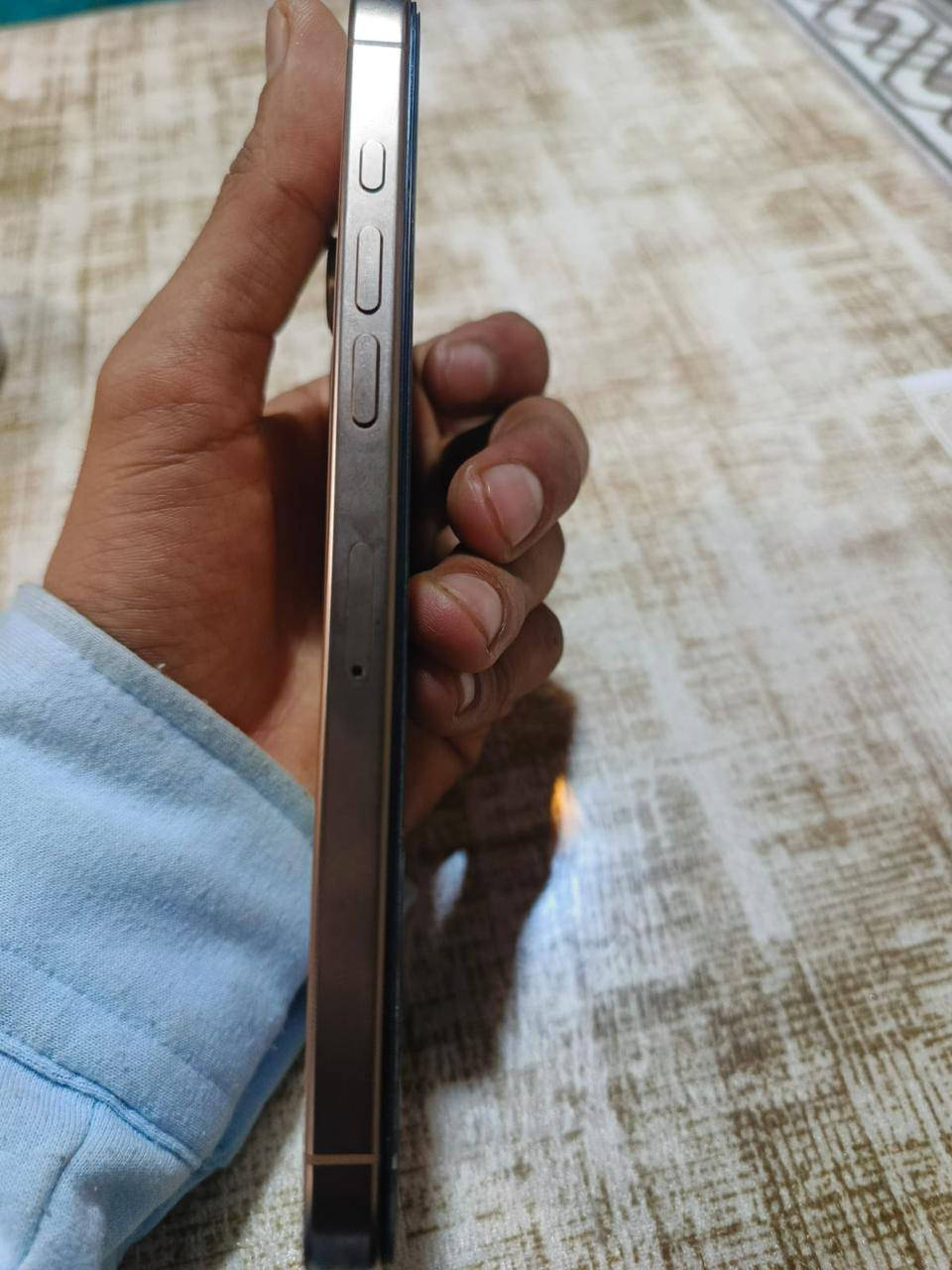 ايفون 16 برو ماكس
بطاريه 92
كامل ملحقات
مستبدل فقط شاشه
ذاكره 256
ضمان وكاله APM
مكاني ديوانيه
السعر 900 و بيه مجال قليل 
الاتصال ***********
