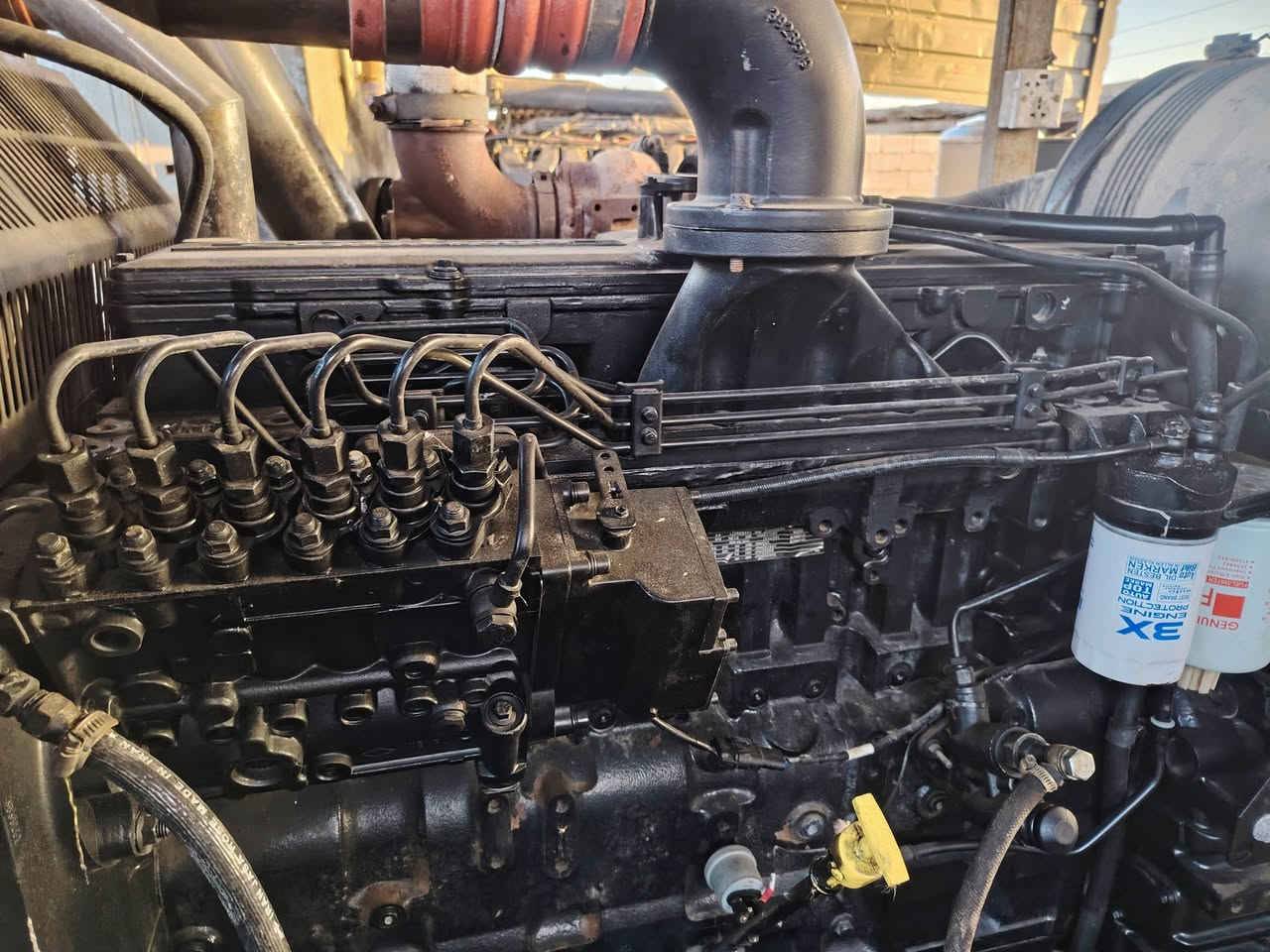 السلام عليكم
مولد نوع cumins 114 حجم الداينمو 250kv
24 ولف جديد وضع شركة مشتغل 350 ساعة 
للبيع مكانة ديالى الخالص
السعر ٦٥ ورقة وبي مجال
هـ :***********
