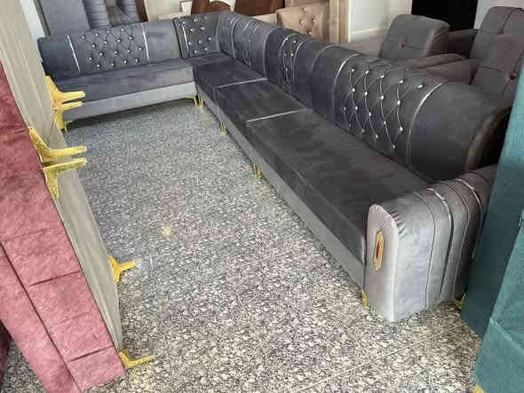 ولا غلطة 🫰😍 شي مرتب بس ب350  الف
يوجد توصيل داخل كربلاء 📞✨👑
العنوان كربلاء حي العامل شارع المستوصف مقابل مركز فحص الوافدين .للاستفسار مراسلة الصفحة او الاتصال على الرقم 
***********📞☎️
