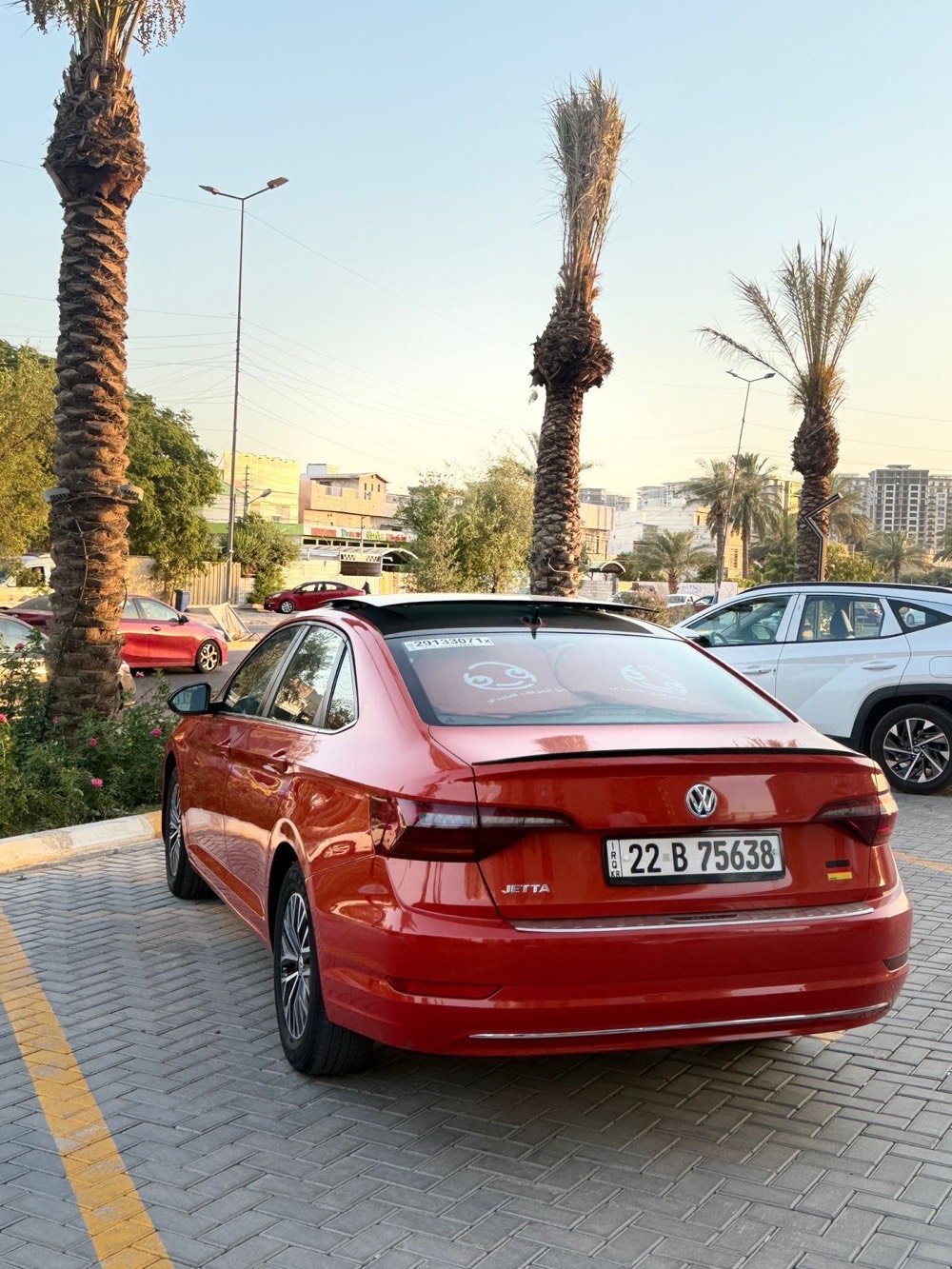 نوع. السياره/جيتا 
موديل /2019
محرك/4سلندر 
فول مواصفات 
وارد. أمريكي  حادث بابين. فقط
سعر 148 ورقه وبيها مجال