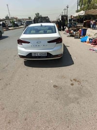 النتر 19البيع سياره حلوه وكاعده سعره 122 عنوان بغداد 07726638340
