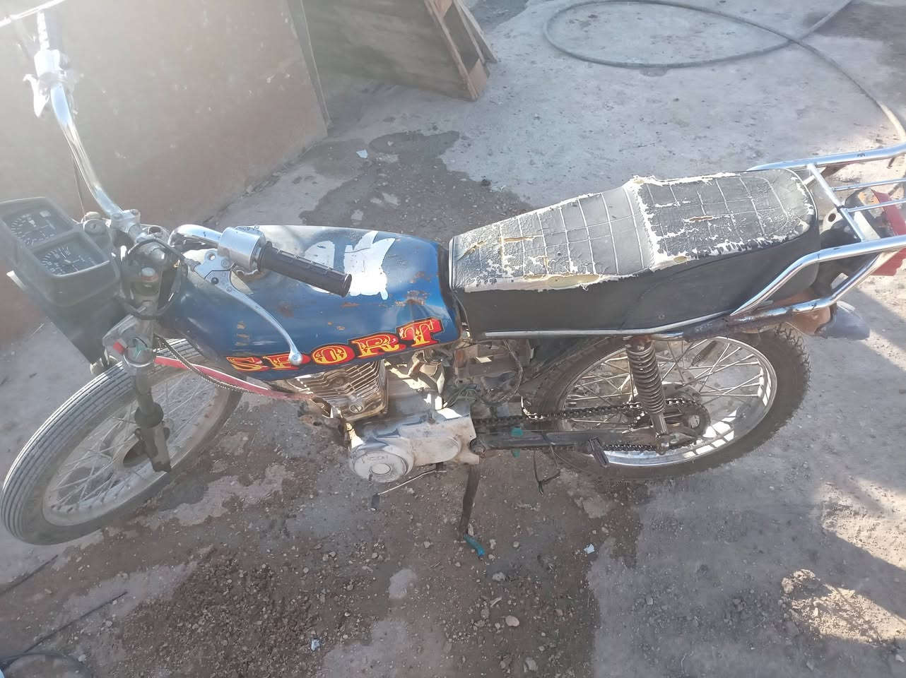 السلام عليكم دراجاه البيع وراق ضايعه عندي  السعر ١٥٠الف مكان كربلاء ***********
