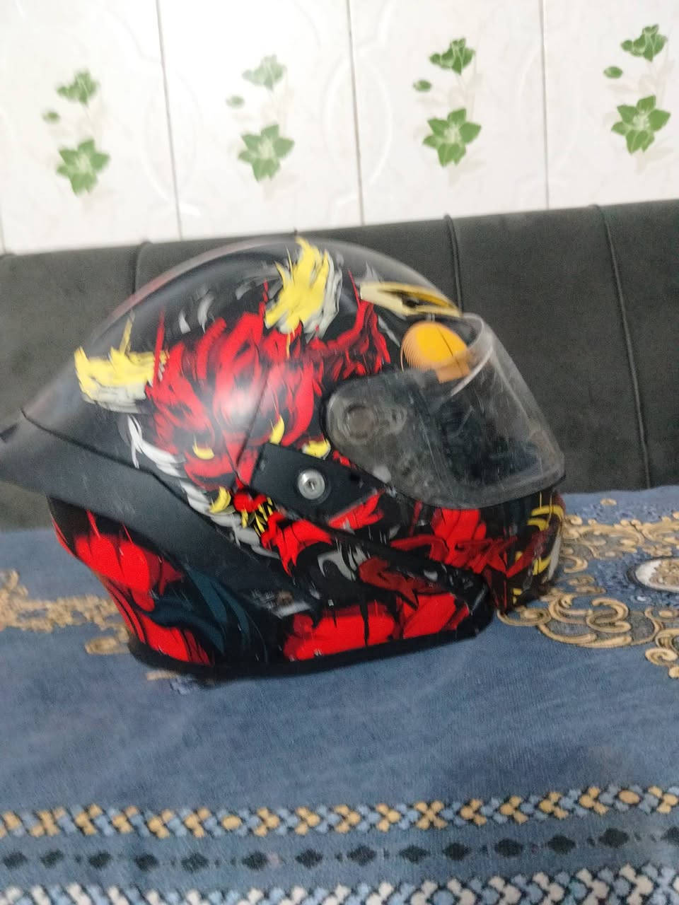 السلام عليكم خوذه للبيع  سعره 30.


**إذا كنت صاحب هذا الإعلان وتريد حذفه لأي سبب، رجاءا أرسل رسالة إلى الدعم الفني**