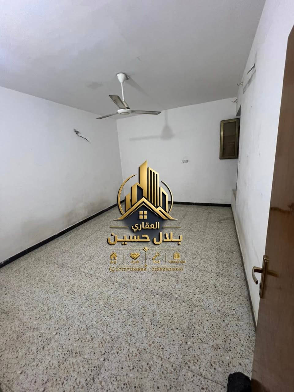للإيجار في السيدية
طابق اول فوق الارضي مساحة 120 متر

🏠 2 غرف نوم 
🏠 صالة 
🏠 مطبخ 
🏠 خدمات 

📍 الموقع: السيدية شارع الصناعة 
————————————
📞للاستفسار:☎️ 
*********** - ***********
📍 أو زيارة:
مكتب الرواد للاستثمار والتطوير العقاري – السيدية
