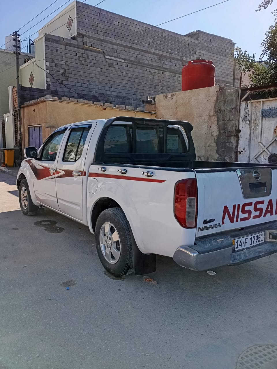 السلام عليكم
سياره نيفاره موديل 2009
سياره حلوه كير مكينه وحداده كلهن ٪100
سنويه جديد مهزوزه ل 30 
سياره صبغ مكانات 
رقم بصره جديد
سياره جاهزه وحلوه
العنوان البصره الزبير رقم (***********)
السعر 💸 100💸 وبيها مجال
